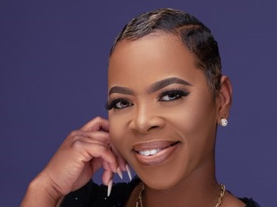 Picture of Niki Linear